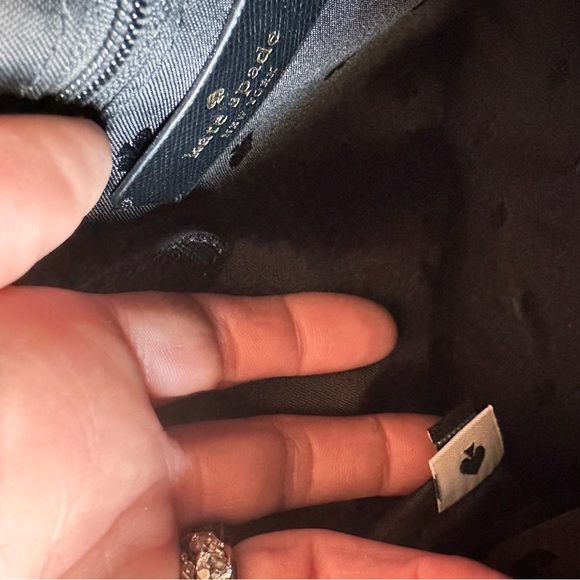 Kate Spade Crossbody Purse in Like New Condition - Picture 11 of 11